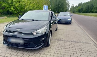 Szkoła jazdy na solidnym "gazie". Wskazanie "nauczyciela": 3,7 promila! Kurs w Sieradzu przerwali policjanci
