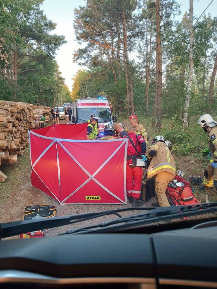 Tragiczny wypadek pod Łowiczem, nie żyje 36-letni motocyklista
